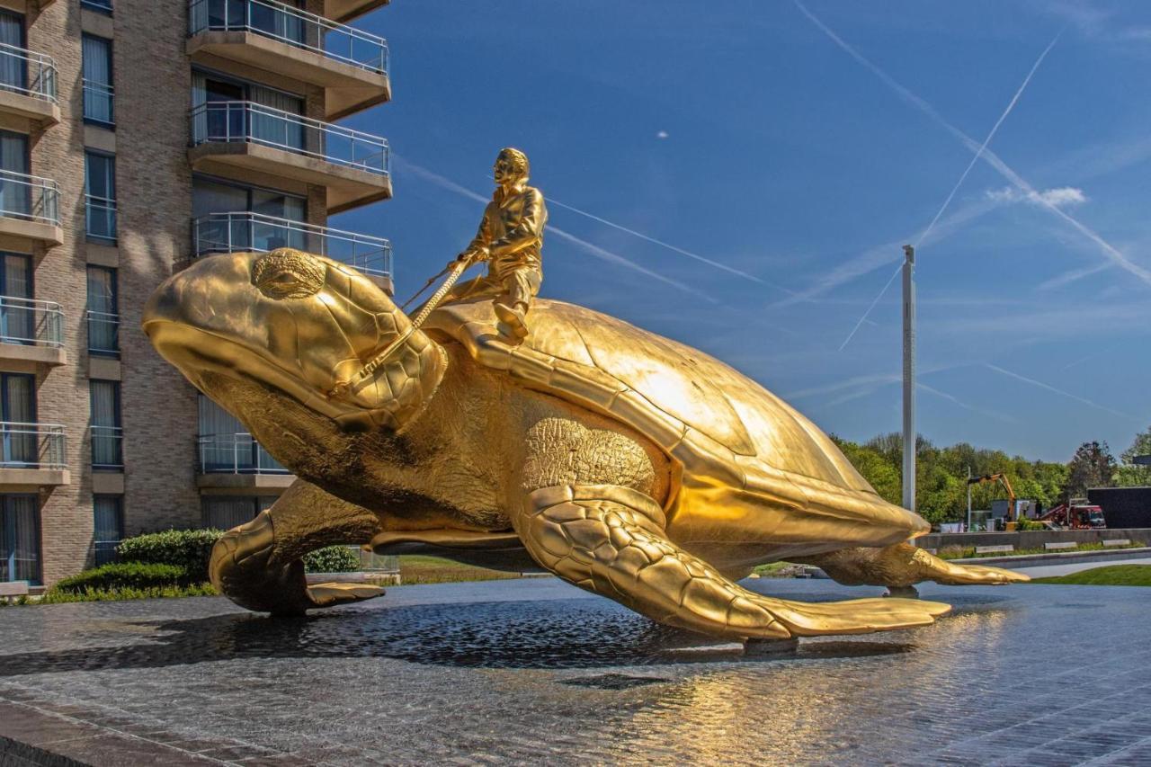 Penthousestudio Gaudi Met Zonneterras En Zicht Op Zee Appartamento Nieuwpoort Esterno foto
