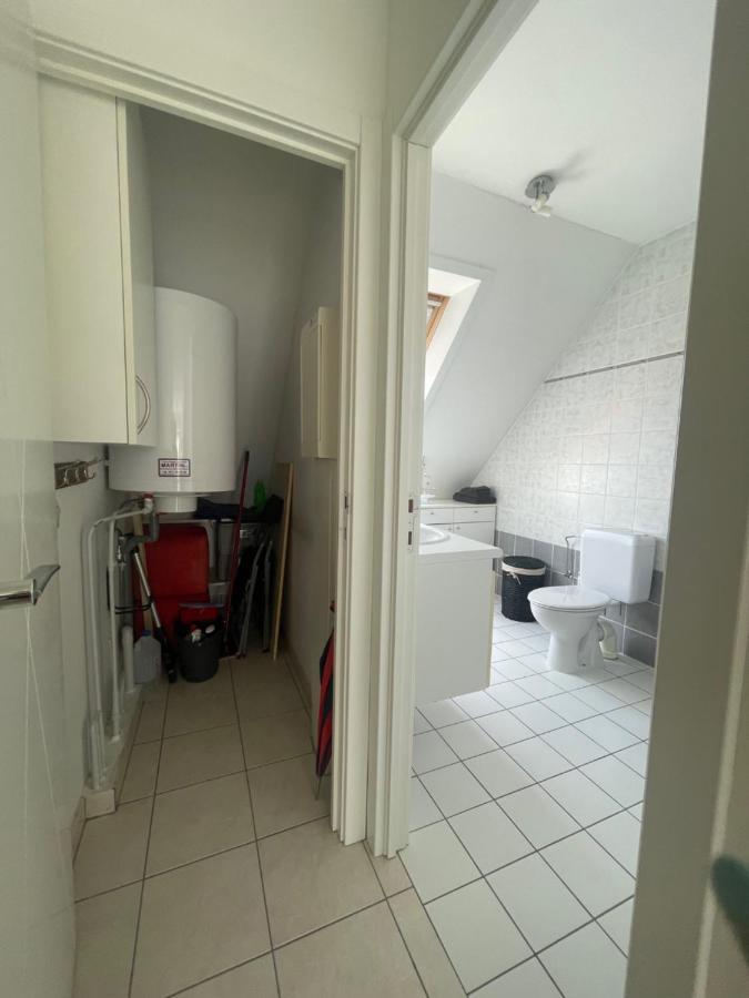 Penthousestudio Gaudi Met Zonneterras En Zicht Op Zee Appartamento Nieuwpoort Esterno foto